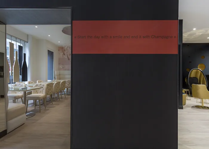 Hotel Les Bulles De Parigi